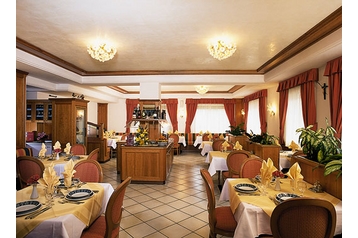 Italija Hotel Campitello di Fassa, Eksterijer